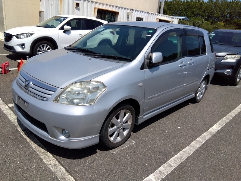 TOYOTA RAUM