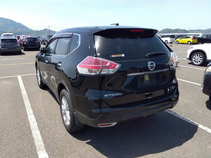 X-TRAIL
