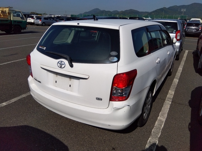 COROLLA FIELDER
