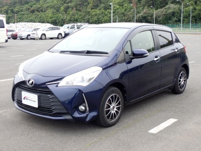 TOYOTA　VITZ