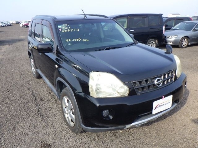 X-TRAIL