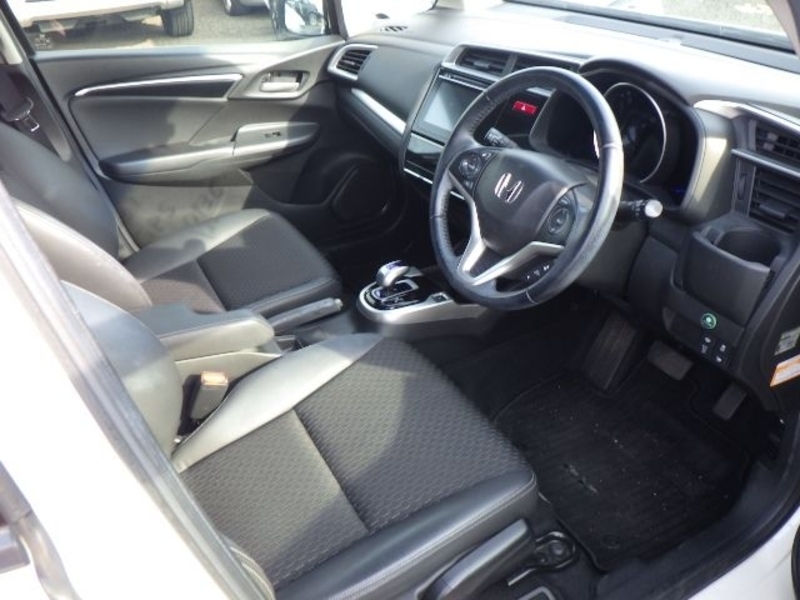 FIT HYBRID