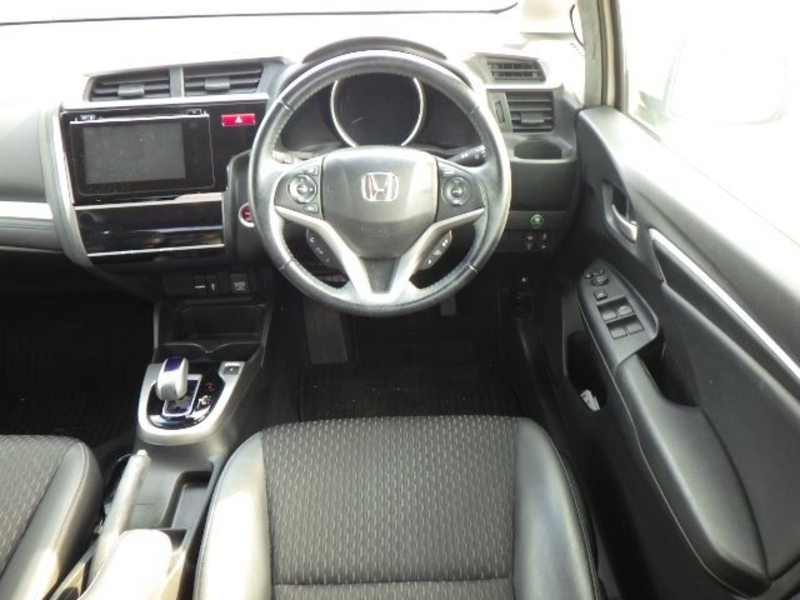 FIT HYBRID