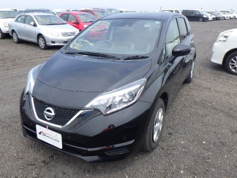 NISSAN　NOTE