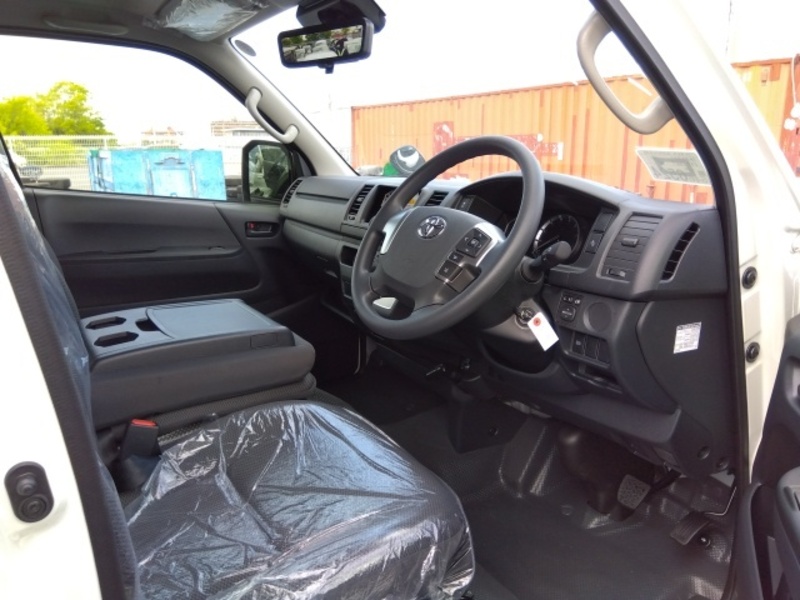 HIACE VAN-5