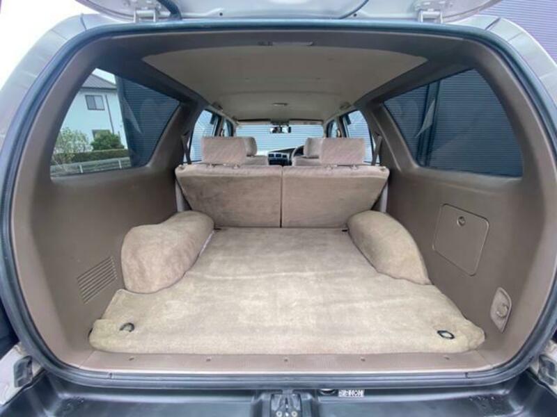 HILUX SURF-9