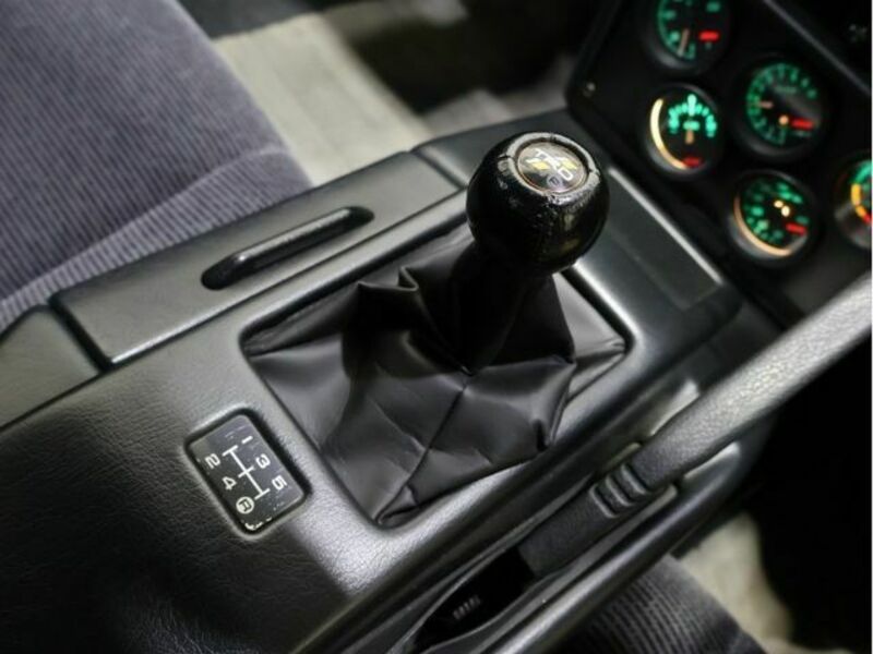MR2-4