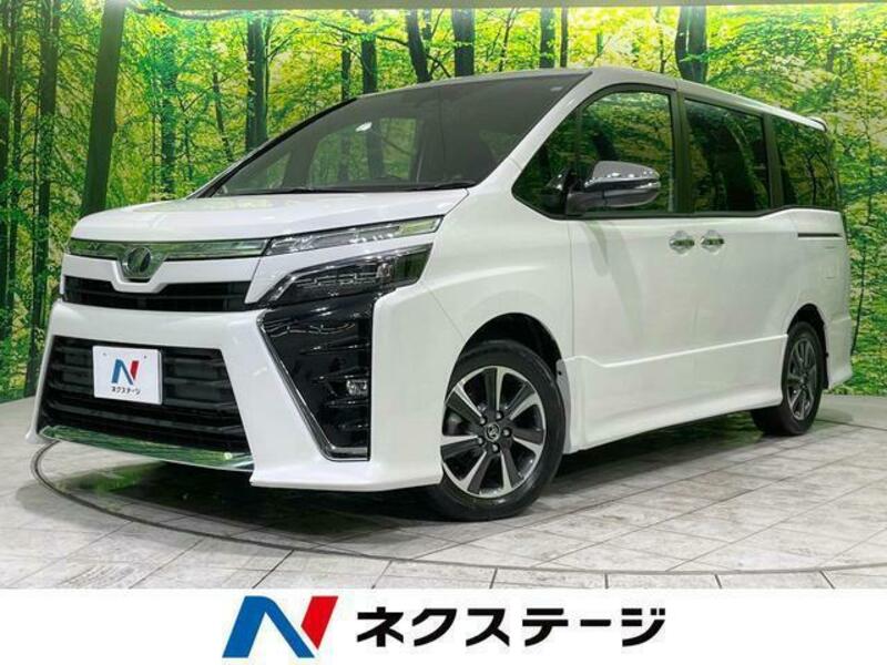 TOYOTA　VOXY