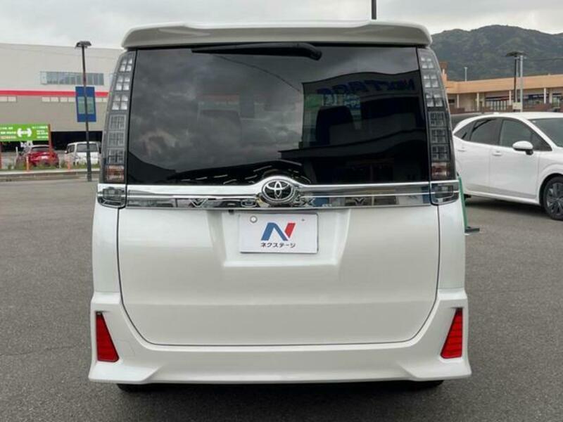 VOXY-16