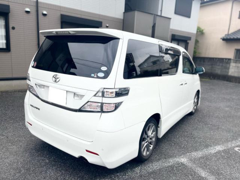 VELLFIRE-3