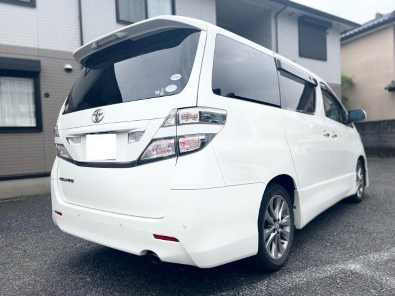 VELLFIRE-6