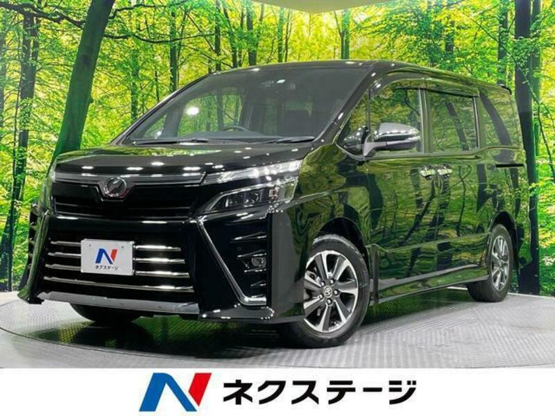 TOYOTA　VOXY