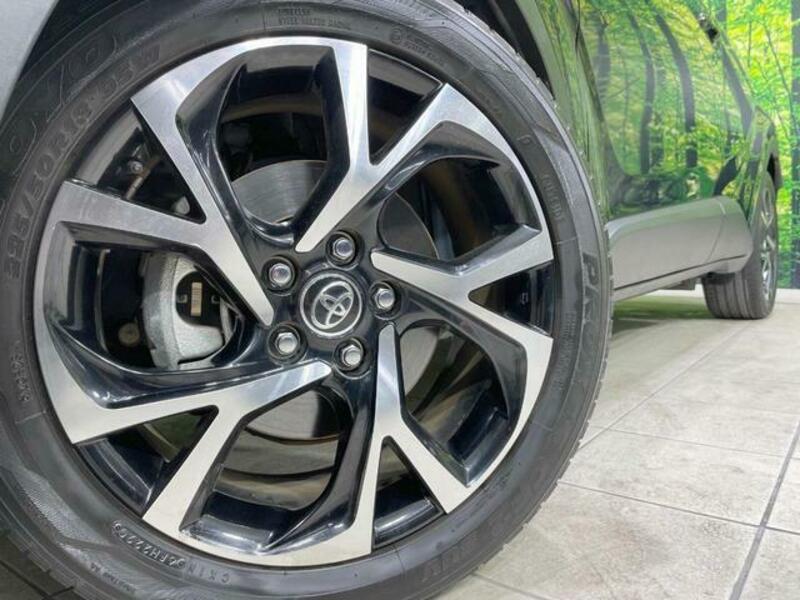 C-HR-13