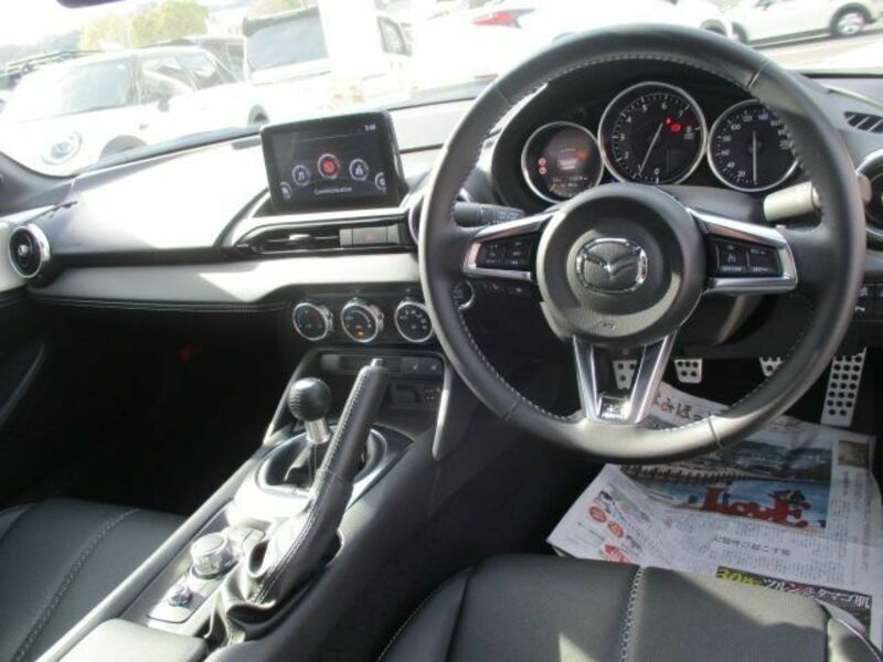 ROADSTER-1