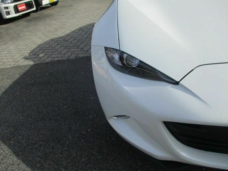ROADSTER-24