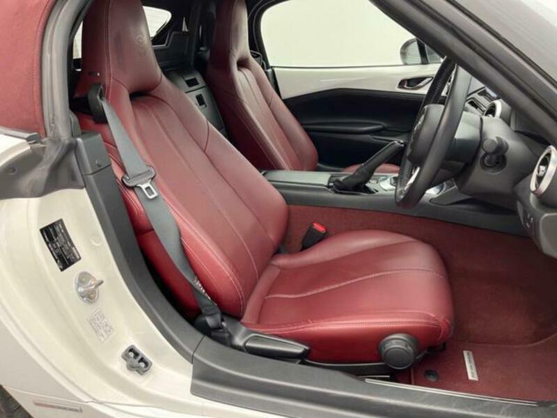 ROADSTER-7