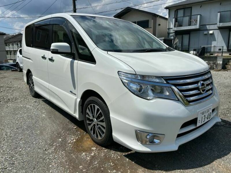 NISSAN　SERENA