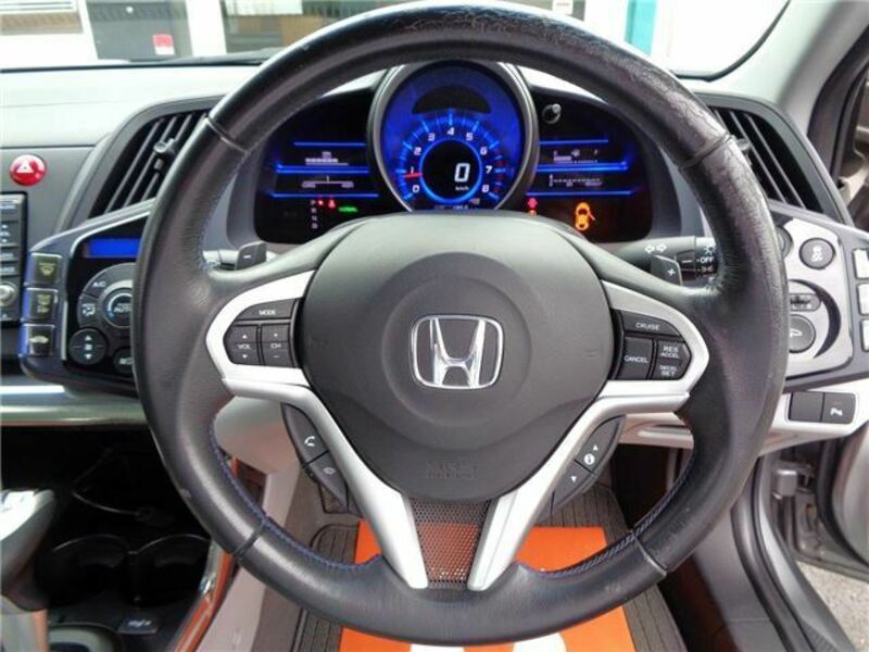 CR-Z