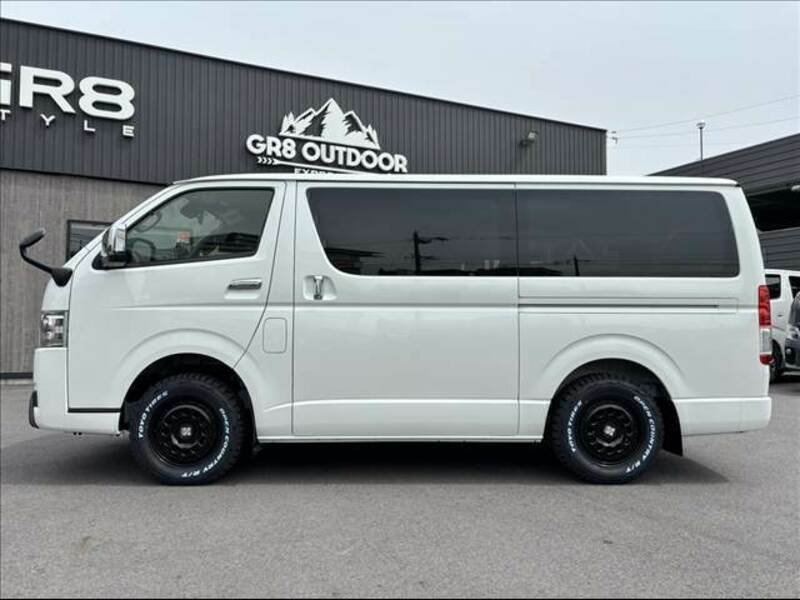 HIACE VAN-13
