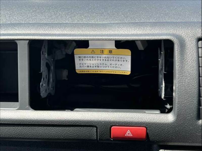 HIACE VAN-4