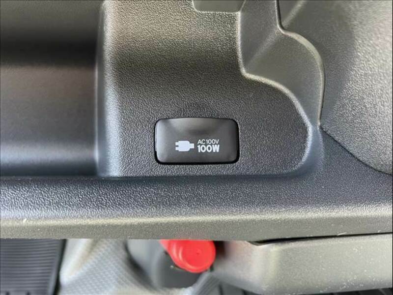 HIACE VAN-18