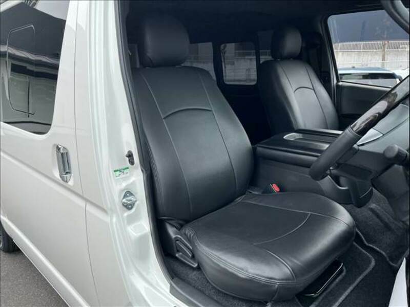 HIACE VAN-6