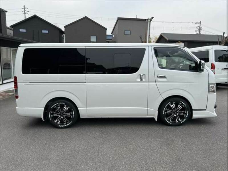 HIACE VAN-12