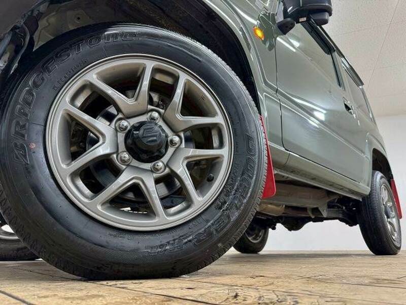 JIMNY-18