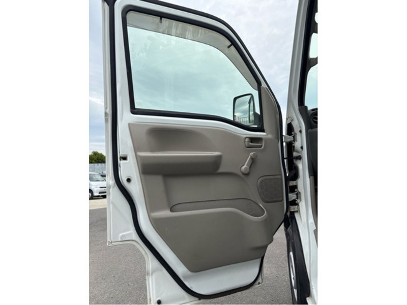 MINICAB VAN