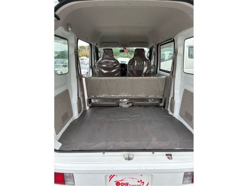 MINICAB VAN