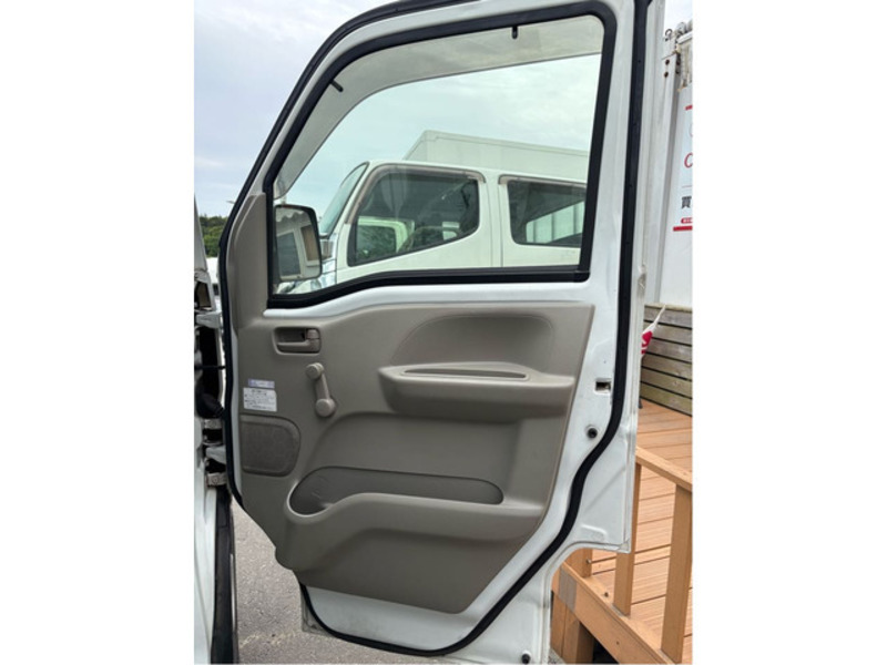 MINICAB VAN