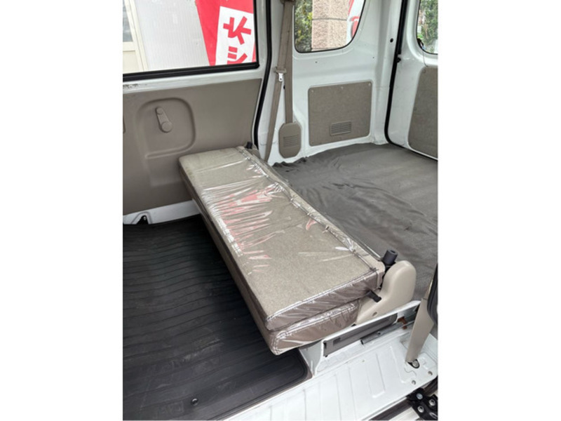 MINICAB VAN
