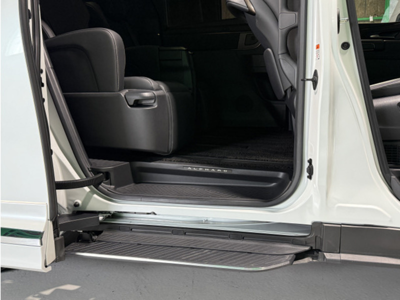 ALPHARD-16
