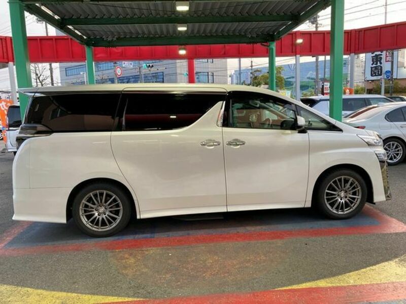 VELLFIRE-3