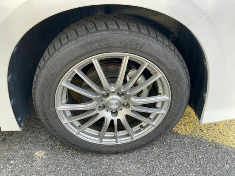 VELLFIRE-11