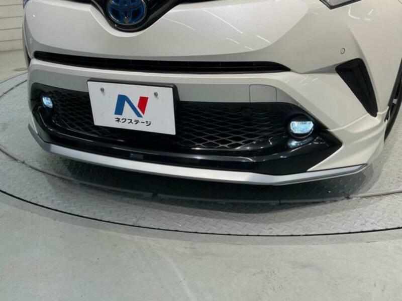C-HR-4