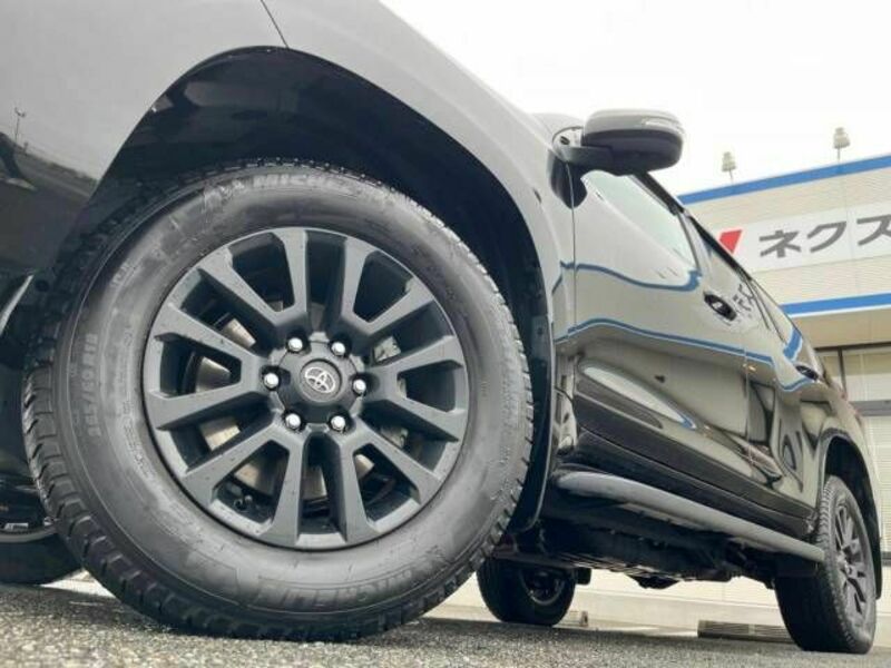 LAND CRUISER PRADO-13