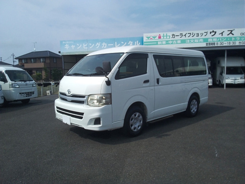 HIACE