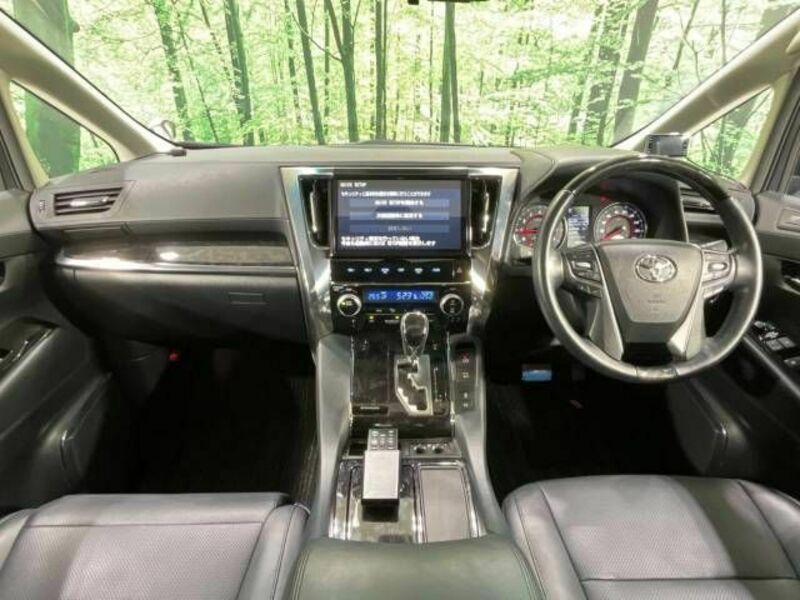 VELLFIRE-1