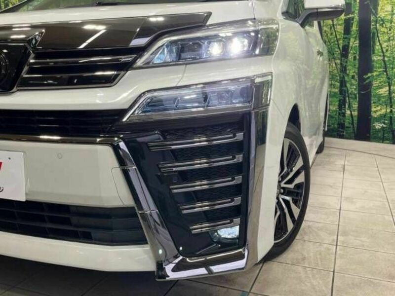 VELLFIRE-12