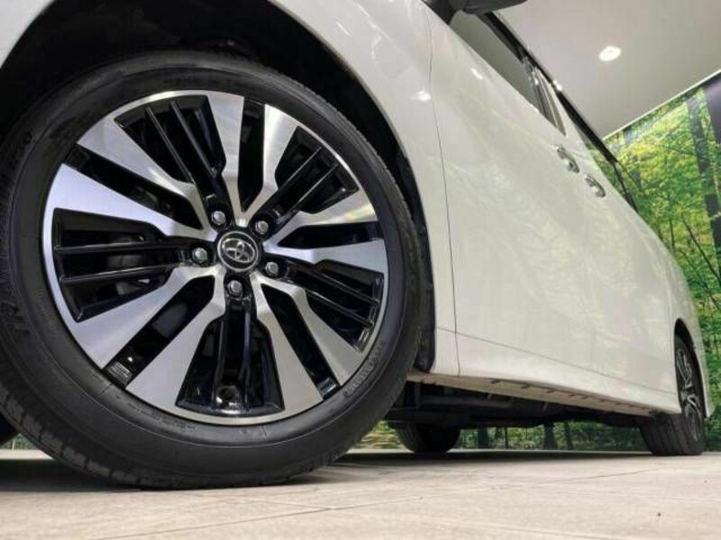 VELLFIRE-13