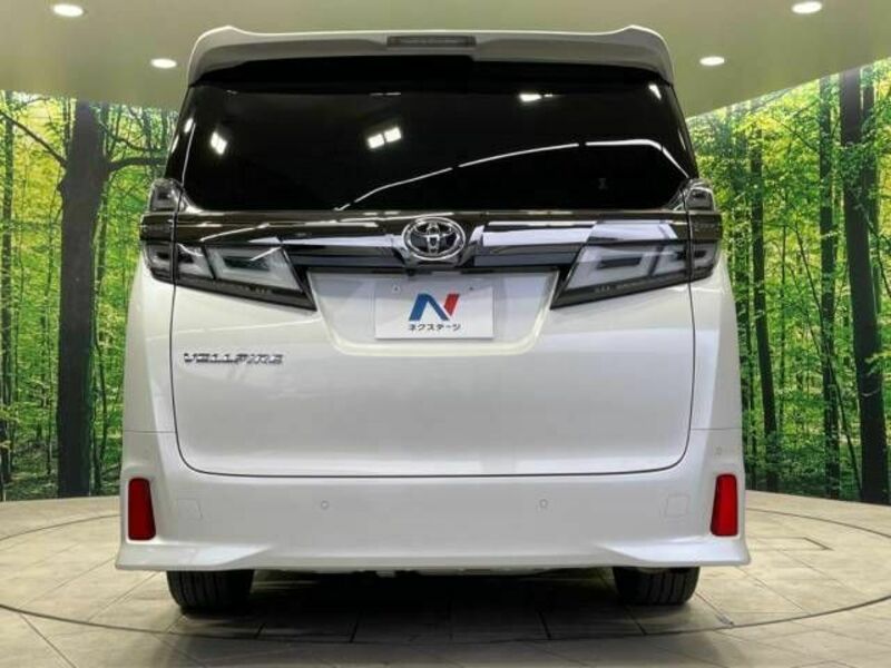 VELLFIRE-15