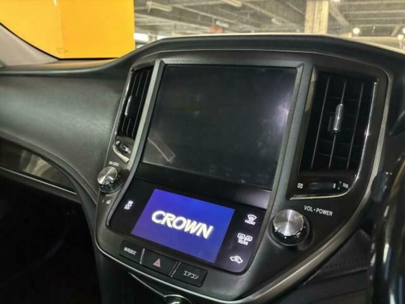CROWN-9