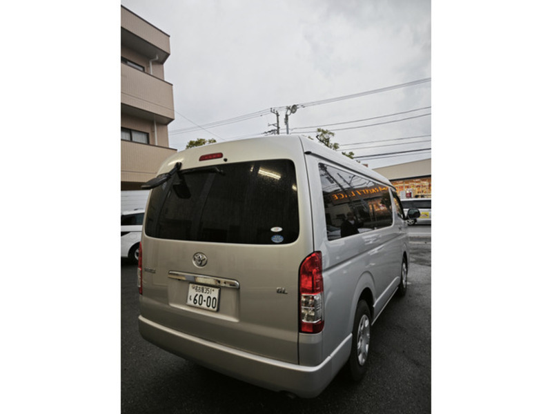 HIACE-5