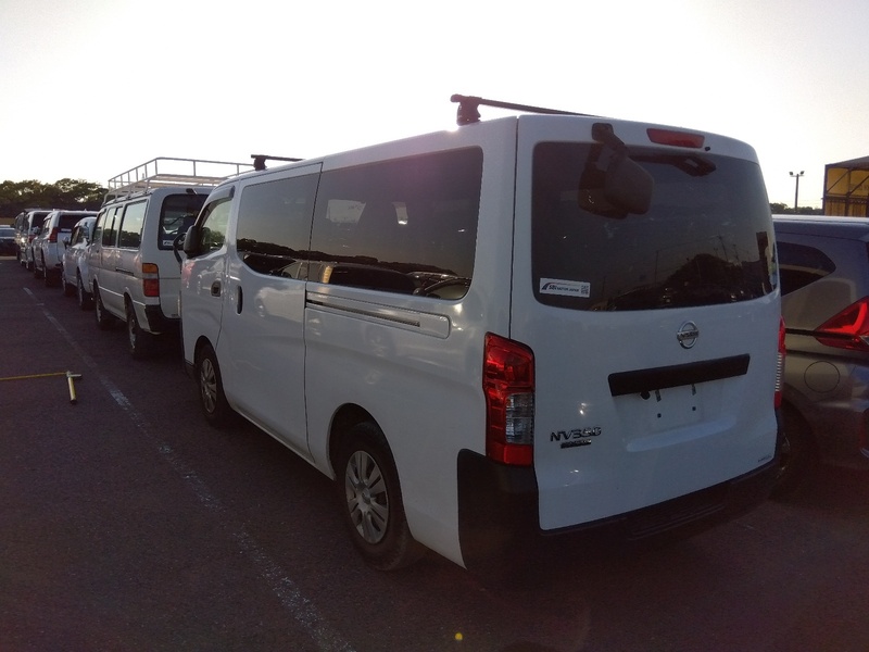NV350 CARAVAN-2