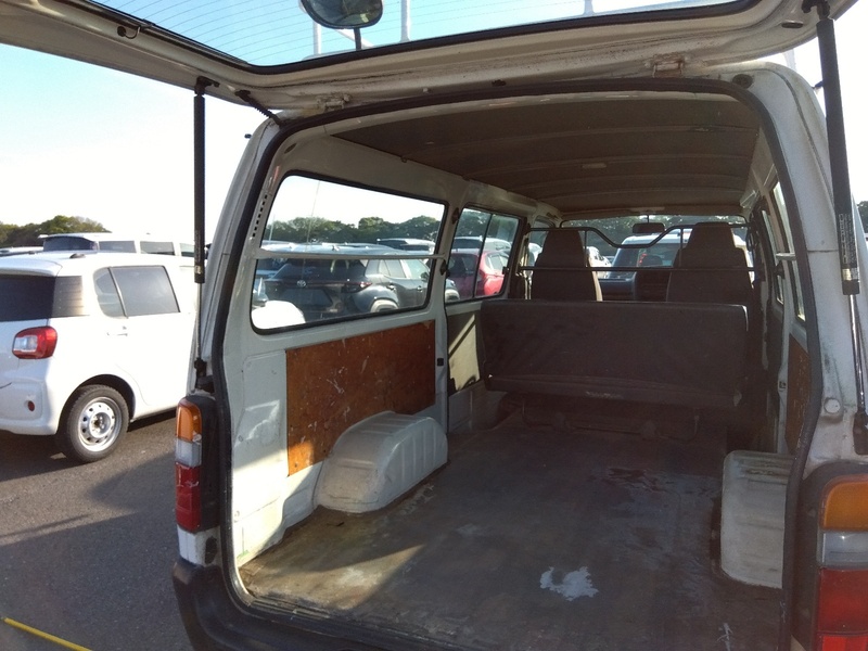 HIACE VAN
