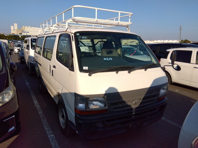 HIACE VAN