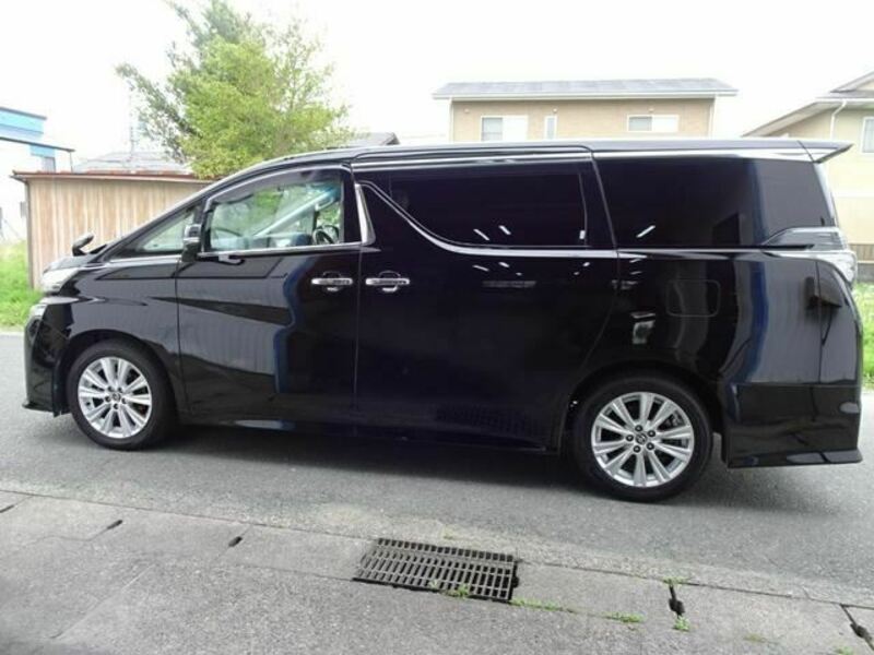 VELLFIRE-10