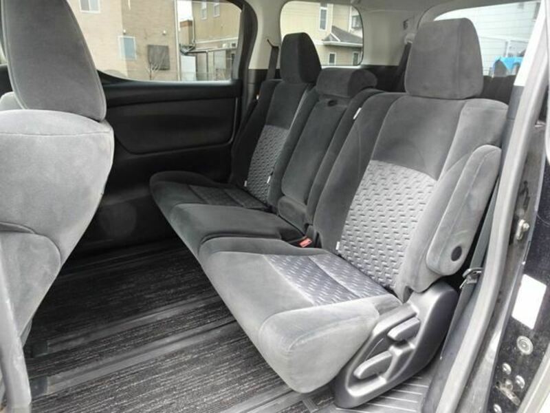 VELLFIRE-13