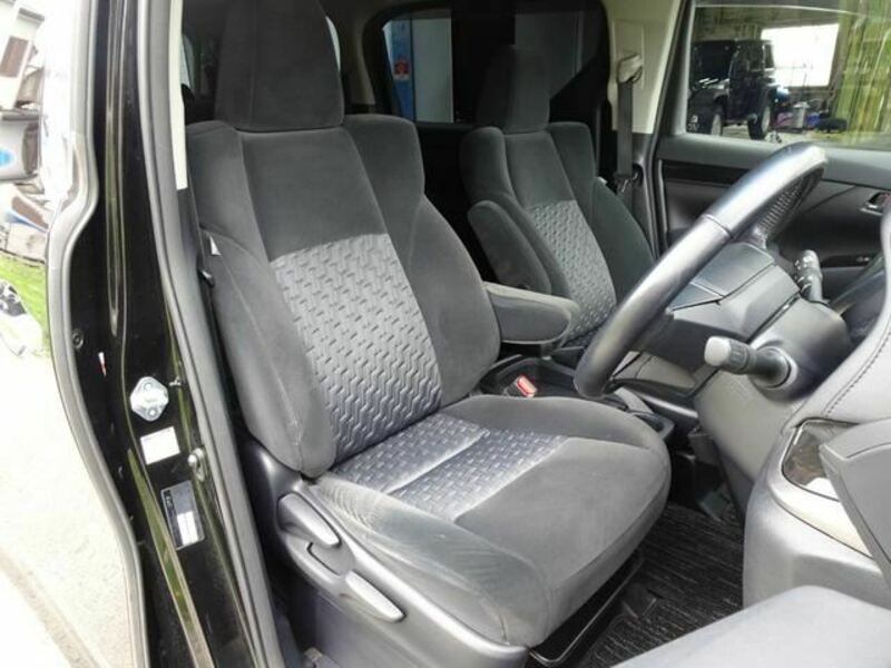 VELLFIRE-14